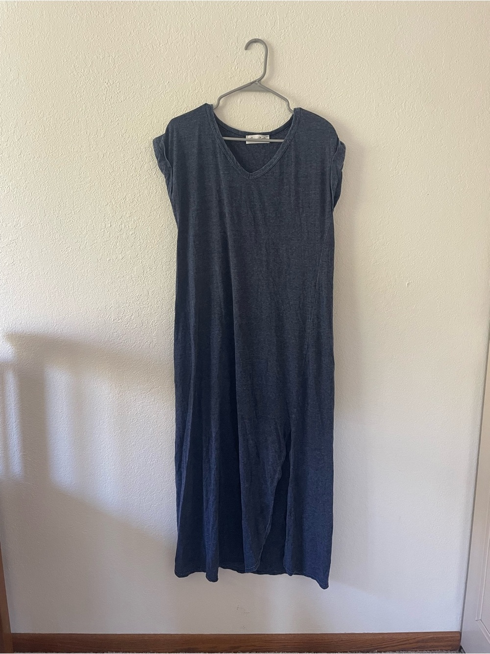 Rae Mode V-Neck Maxi Dress in Dark Denim Blue